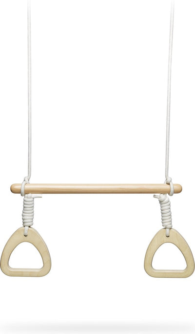 Children's feet trapeze with rings