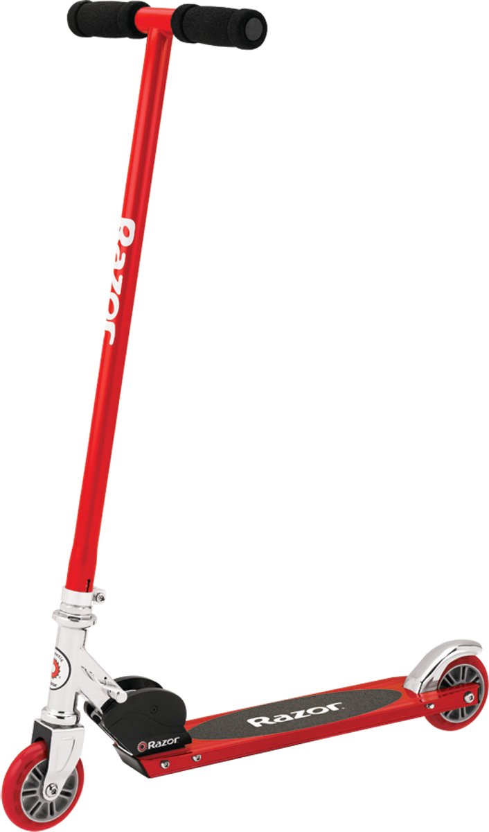 Step s - red razor (13073058)