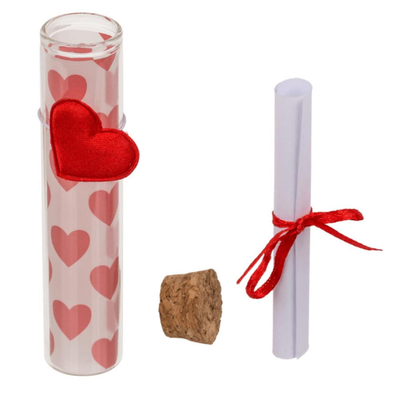 Carta de amor inesperada en botella de vidrio con corcho
