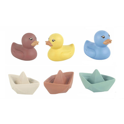 Barco de baño con pato.