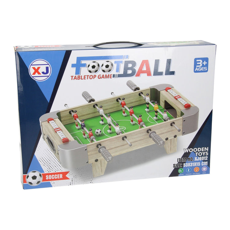 Juego de futbolín de madera.