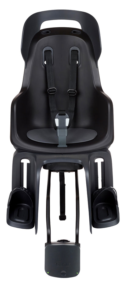Asiento infantil trasero Bobike Go Maxi RS con fijación al chasis (FF) y posición de descanso urbano negro
