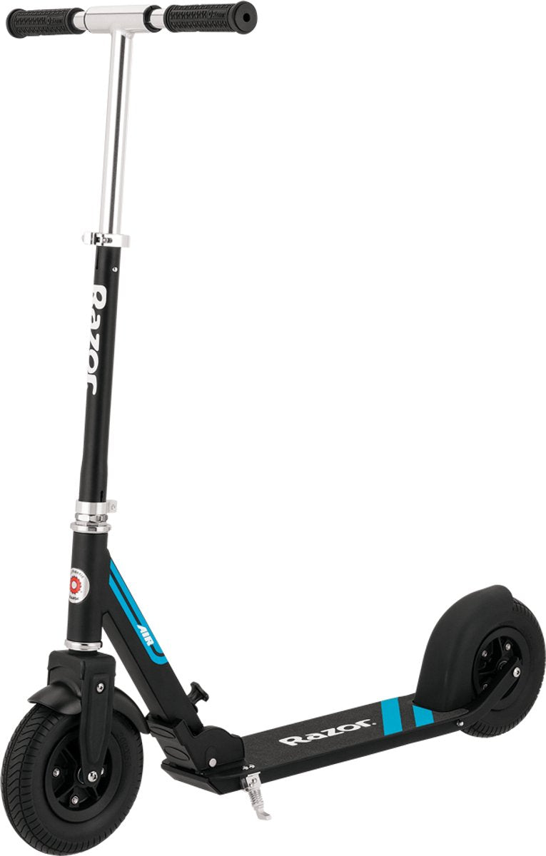 Razor a5 air - step - zwart - opvouwbaar - luchtbanden 200 mm - tot 100 kg - vanaf 8 jaar