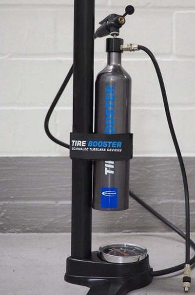 Schwalbe - tire booster tubeless bicycle pump including mounting strap