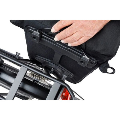Basil Bolso de hombro para bicicletas MOVE MIK PUNTOS 14 litros 14 x 24 x 34 cm Negro