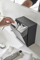 Pattumiera da bagno autoadesiva Yamazaki - torre - nera