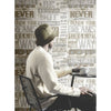 Noordwand Wallpaper Noordwand Friends Coffee parole e lettere metalliche e beige
