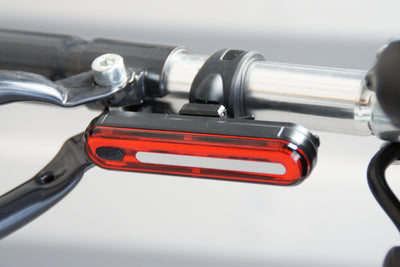 Urban a prueba de luz trasera trasera recargable ultra brillante