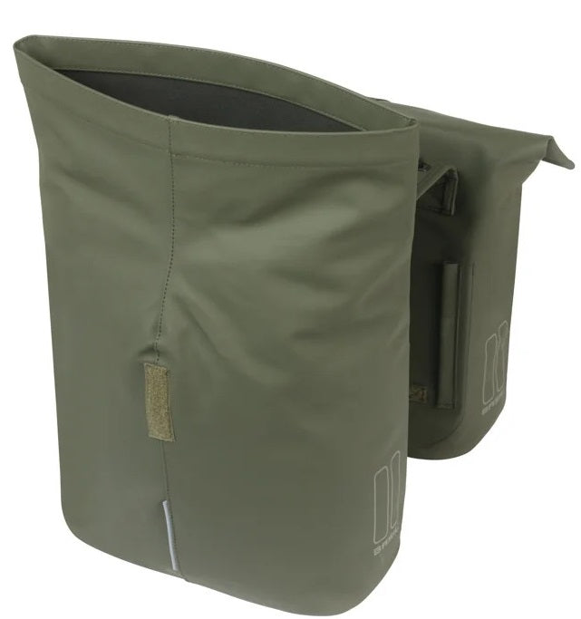 Basil Bolsa de bicicleta Double City Moss Green Mik 28-32L