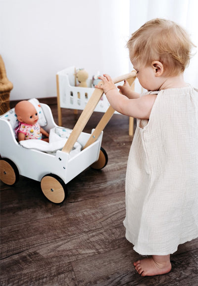Pulsante Piccola Dollwagen in legno a piede piccolo