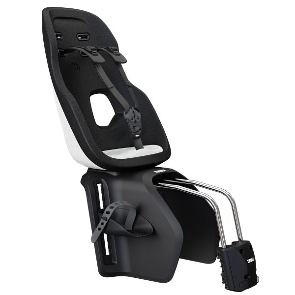 Asiento infantil Thule detrás de Yepp Nexxt 2 Maxi para confirmación de marco Blancanieves