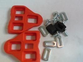 TECORA E ASISTA Look piatti di scarpe rossa