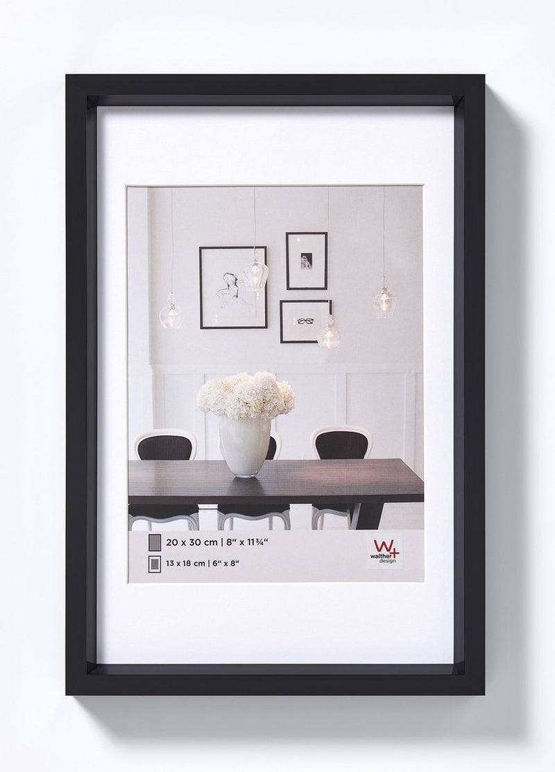 Stile Walther in acciaio - cornice in plastica - misura foto 30x45 cm - nera