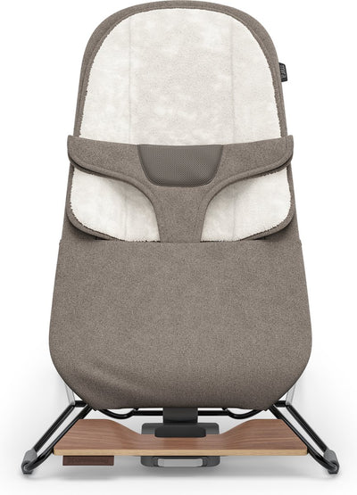 Uppababy - mira wells - wipstoel - bouncer -taupe - zwart frame met houten voet - baby en peuter - 2-in-1 schommelstoel - relax