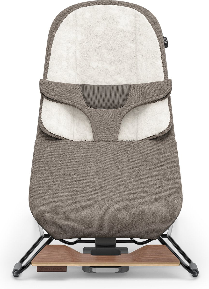 Uppababy - mira wells - mecedora - hamaca - topo - estructura negra con base de madera - bebé y niño pequeño - mecedora 2 en 1 - relax