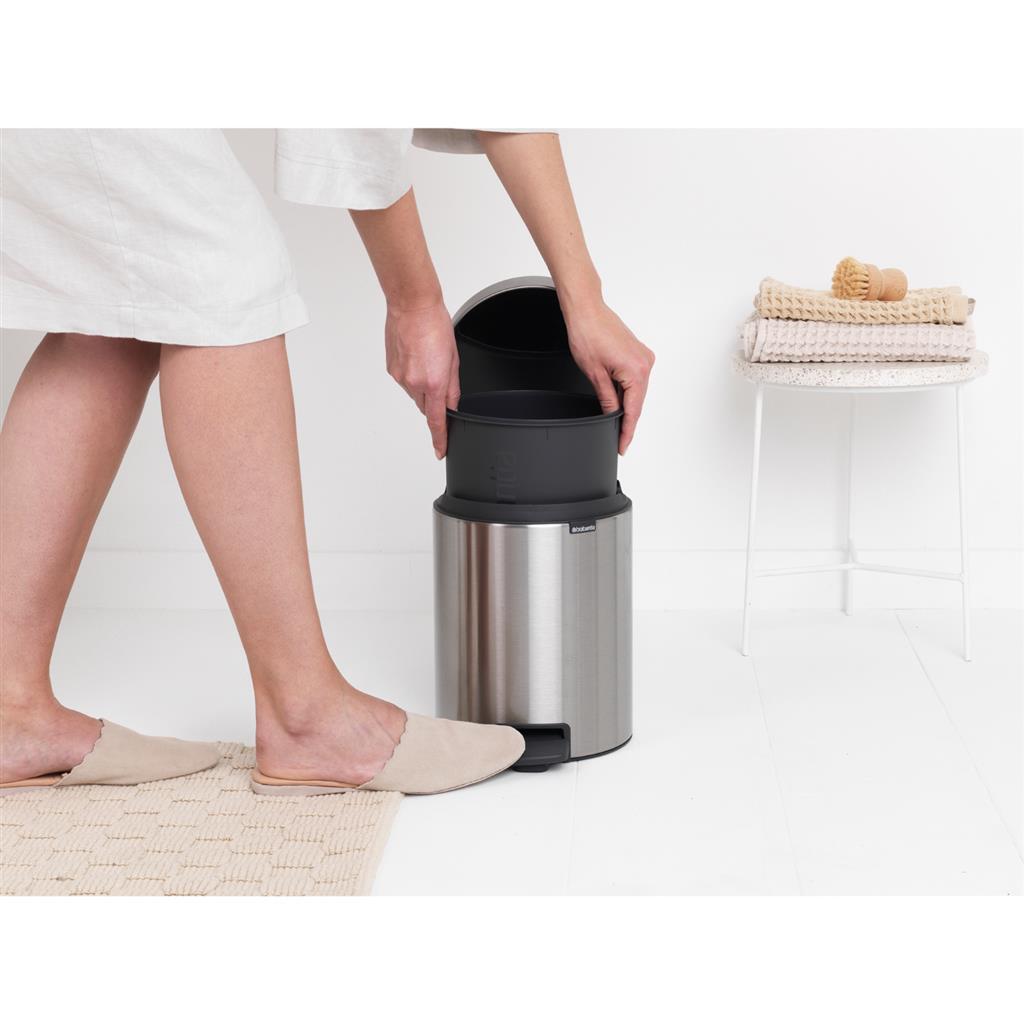 Brabantia Brabantia Newicon Pedal Bin 5L Acero mate
