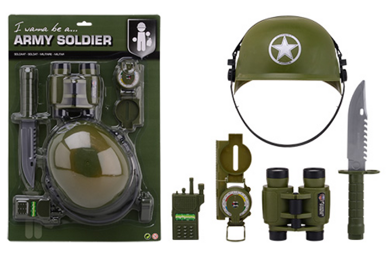Army forces play set on card. 3+