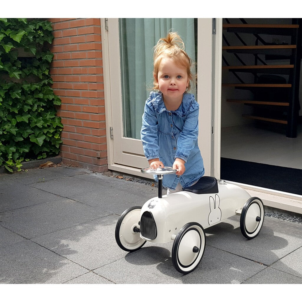 Miffy Retro Walker Wit Black