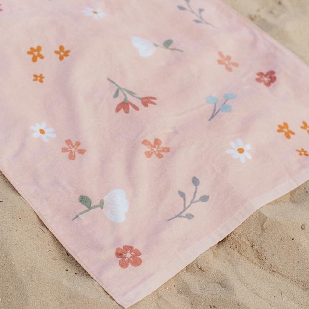 Little dutch pink flowers strandlaken 60x120 cm lichtroze