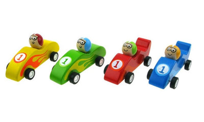 Racing car pull back color 4 assorted. 3+