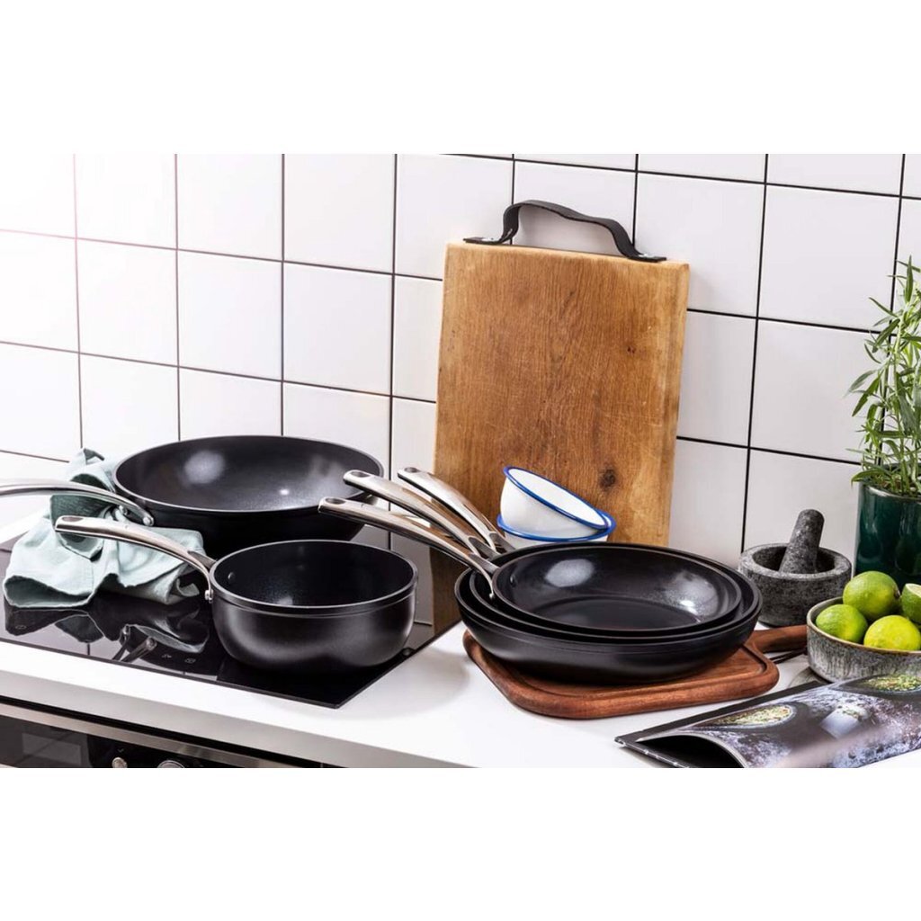 Padella di frittura in ceramica superiore BK 30 cm nero