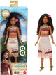 Bambola Disney Vaiana con completo da indossare e togliere e 5 accessori, ispirata a un film live-action