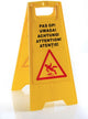 Hendi waarschuwingsbord natte vloer – 5 talen – 300x460x615 mm – polypropyleen