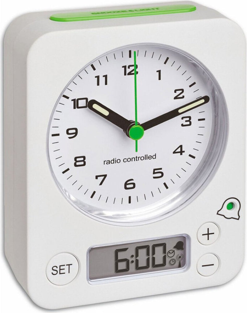 Tfa dostmann tfa 60.1511.02.04 - despertador - analógico - números - configuración de alarma digital - visualización de la hora radiocontrolada - repetición - retroiluminación - blanco