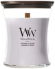 Woodwick hourglass medium geurkaars - lavender cedar - 60 branduren