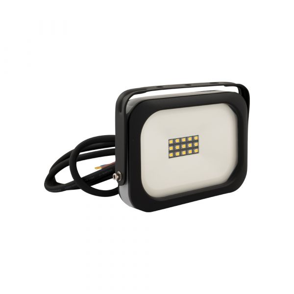 LED STRALER 10 vatios 900LM