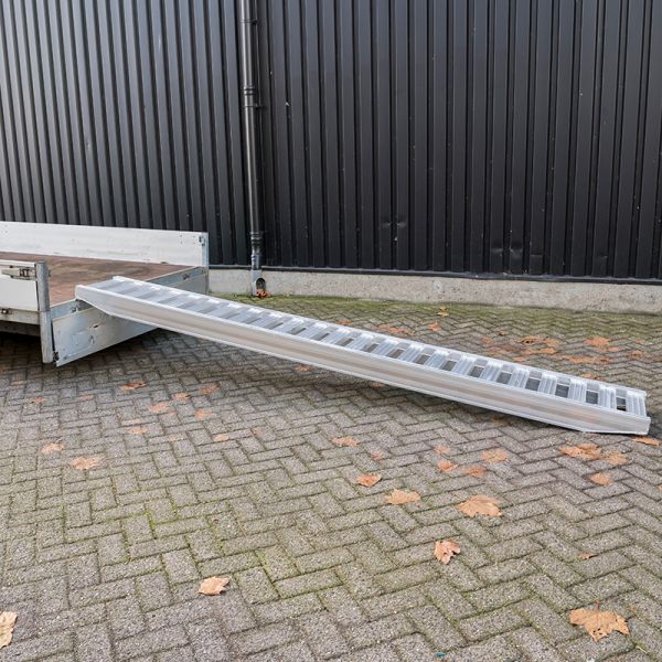 Tablero rampa pieza 350 cm 2500kg.