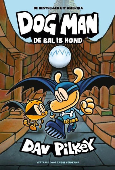 Central Book House Dog Man: la palla è cane