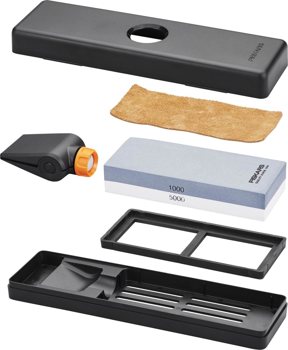 Fiskars knife sharpener set - whetstone premium - sharpening stone for knives - with two sharpening strengths, sharpening angle guide and polishing leather