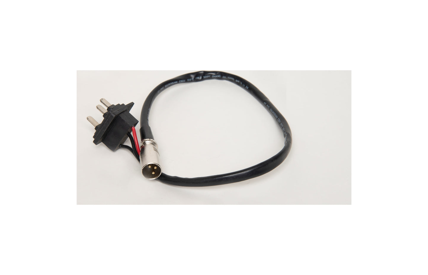 Giro del cable del probador de batería