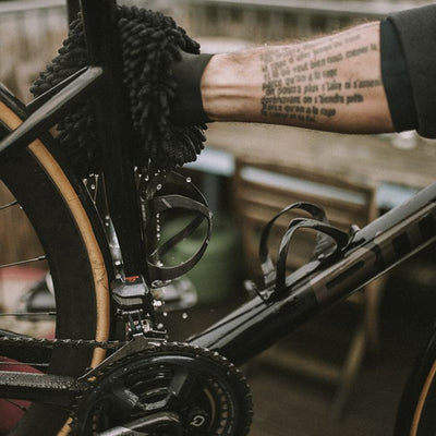 Guanto dinamico per pulizia bici in microfibra