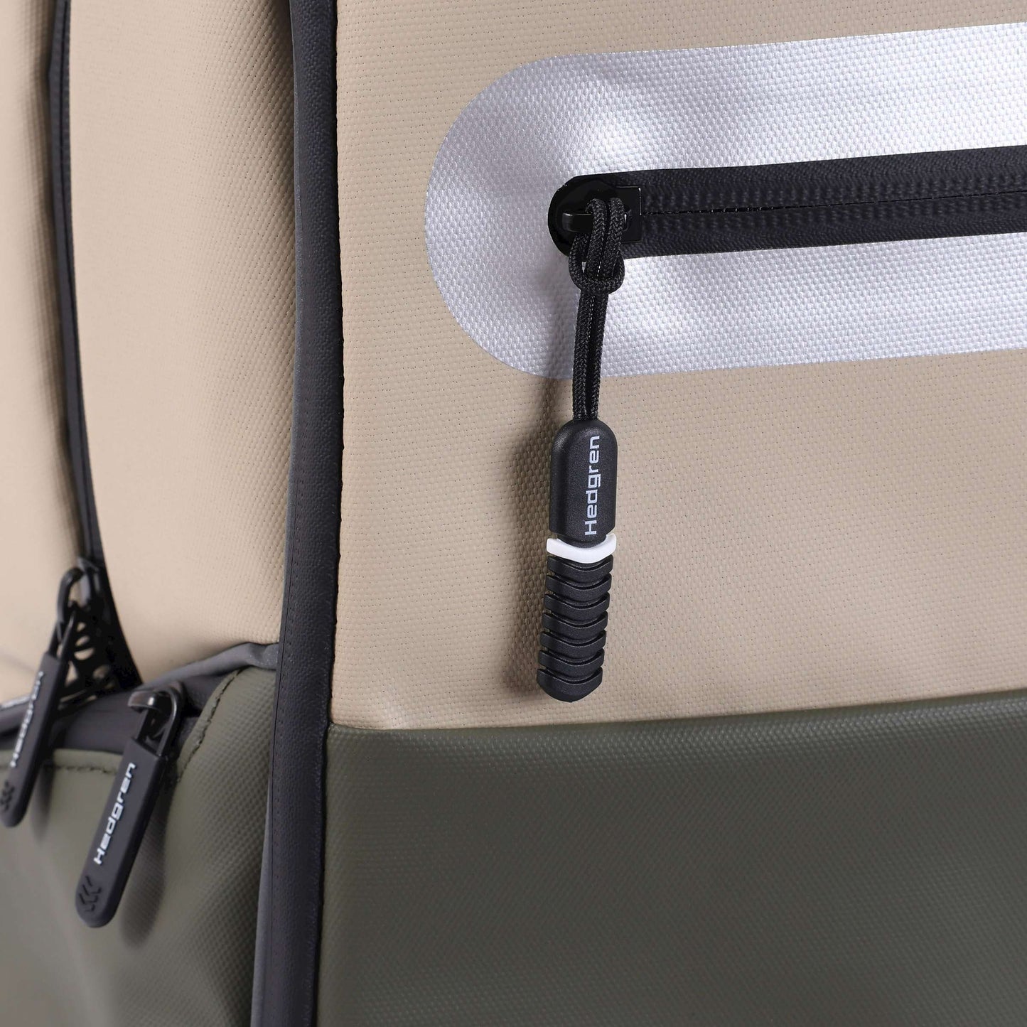 Hedgren commute bike stem rugtas 15,6l beige olive