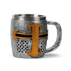 Taza de cerveza decorativa de casco medieval caballero plateado y dorado