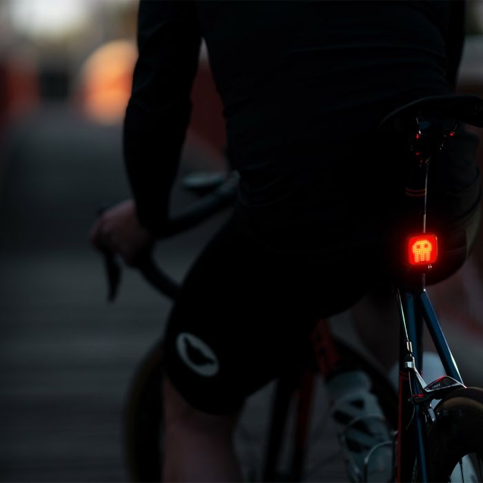 Knog paraocchi posteriore - teschio - nero