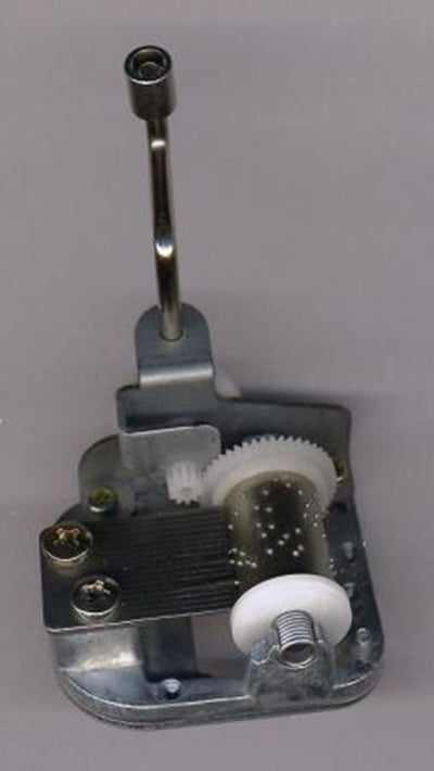 Hand turning mechanism above, 2 sides. 14+