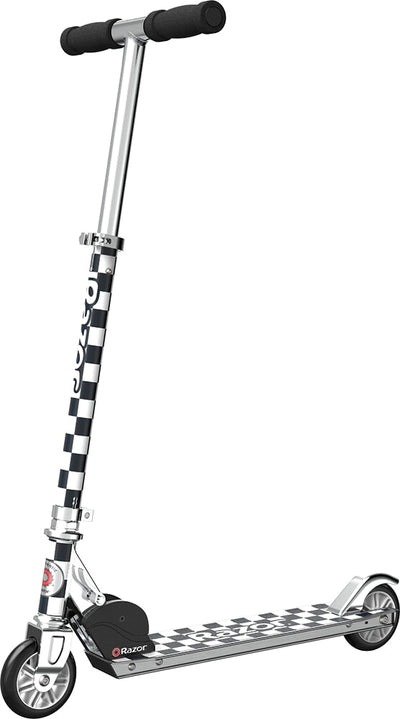 Step a checked out - black white razor (13073086)