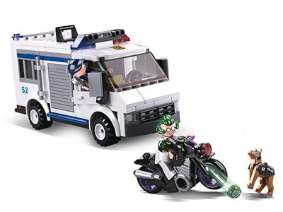 Transporte de prisioneros de la policía de Sluban (m38-b0652)