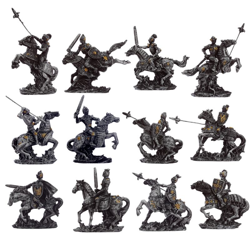 Estatuillas miniatura de caballero medieval