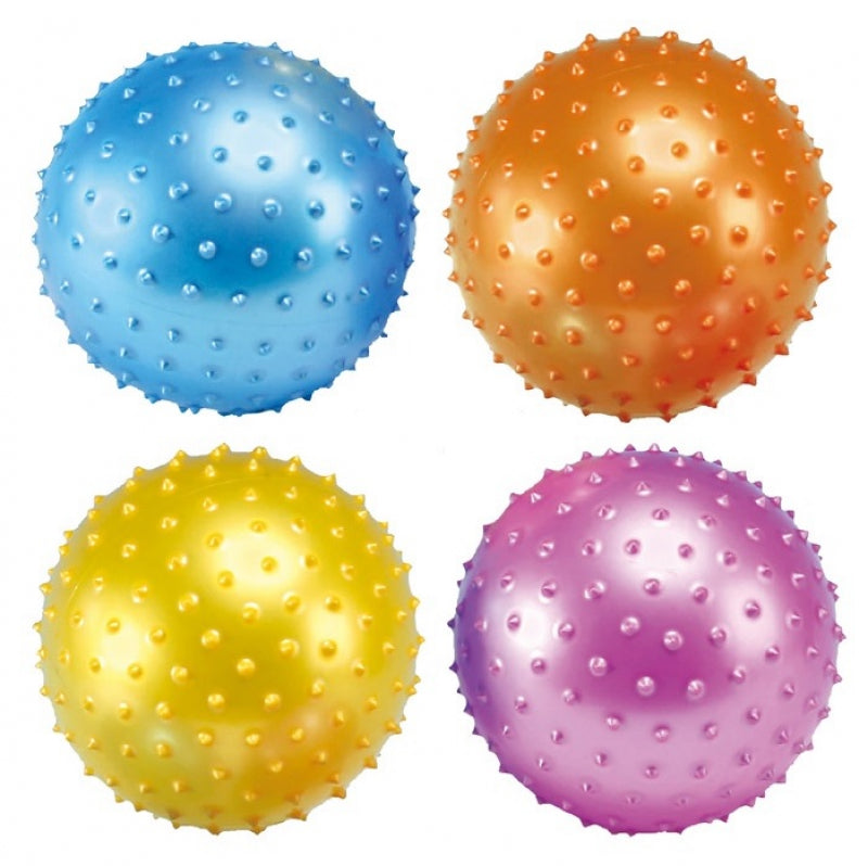 Varias marcas de pelotas con pinchos (4 culos. 12cm)
