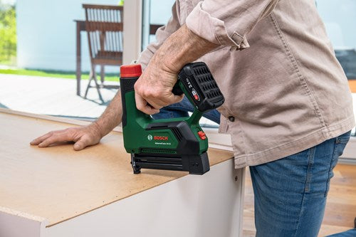 Chiodatrice a batteria Bosch Advancedtacker 18v-25 verde | incl. distanza e guidafilo | senza batteria e caricabatterie - 06032a7100