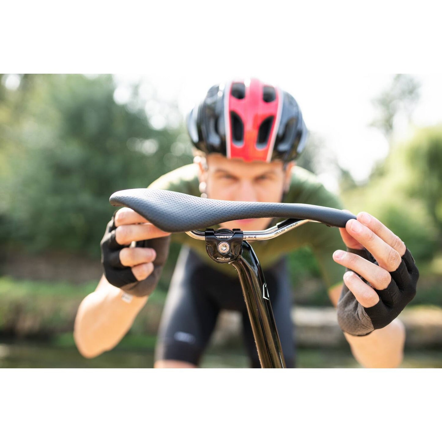 Trivio - sella per bicicletta pirata nera