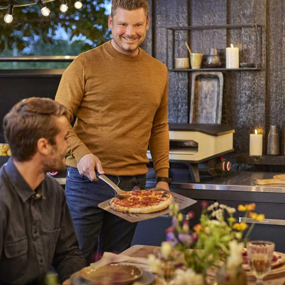 COZZE PIZZA CHEP con buchi in alluminio 66 cm di nero d'argento