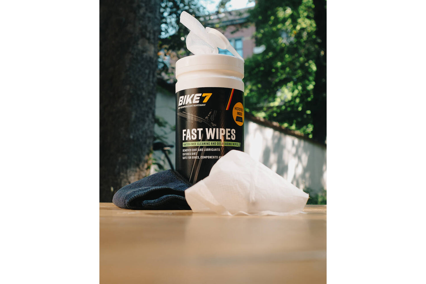 Bike7 - fast wipes pot met 70 doekjes inclusief microvezel poetsdoek