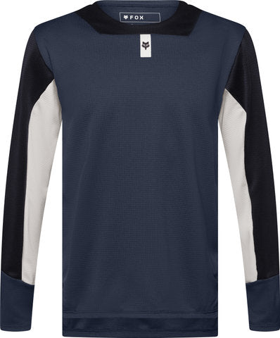 I giovani della testa di Fox difendono la maglia