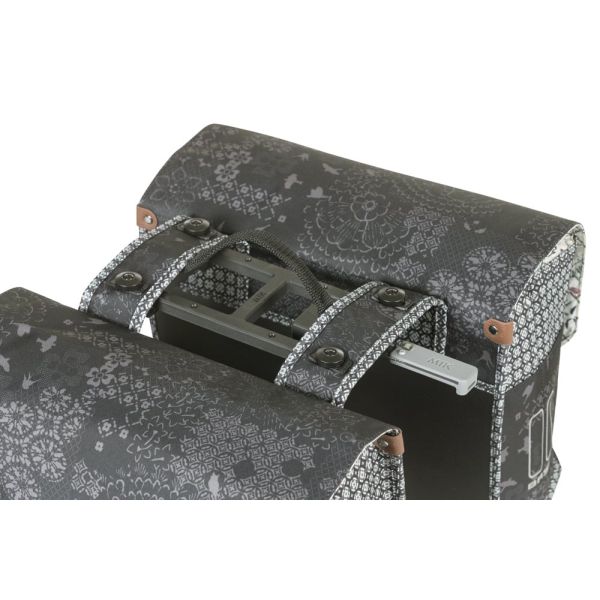 Basil Bicycle bag Double Boheme Charcoal Mik 35L