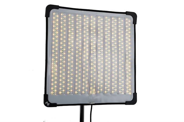 Pannello LED RGB flessibile Falcon Eyes RX-724 III-K1 62x61 cm